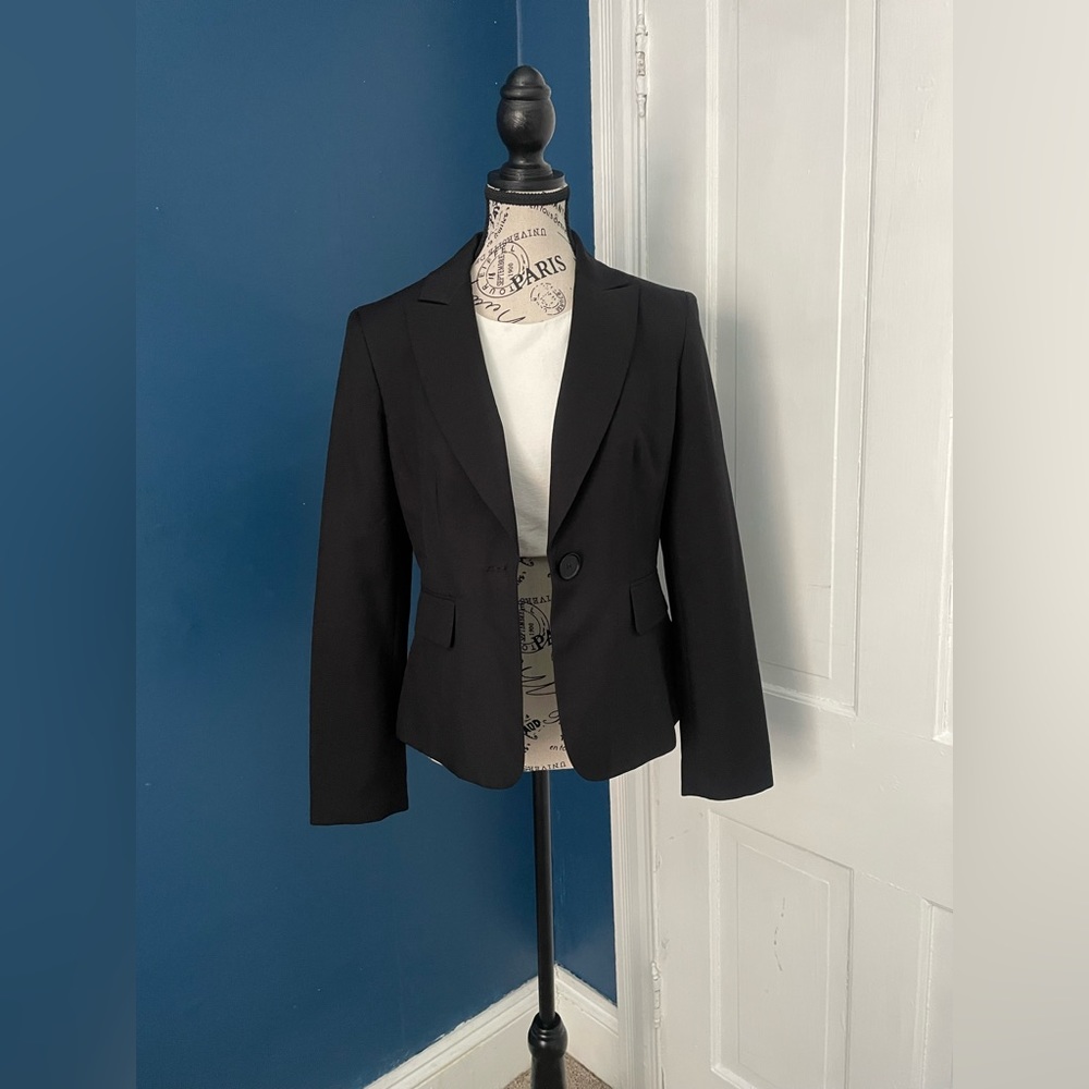 EVAN-PICONE Black Button-Up Blazer for Women in Women’s Size 6 - Picture 2 of 7